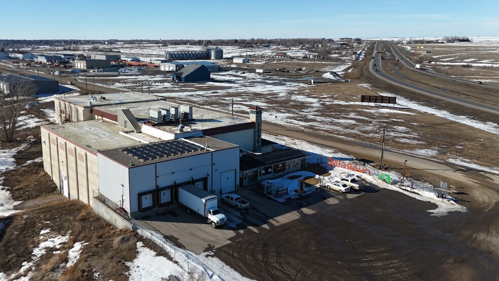 Primary Photo Of 1605 Caribou St E, Moose Jaw Industrial For Lease