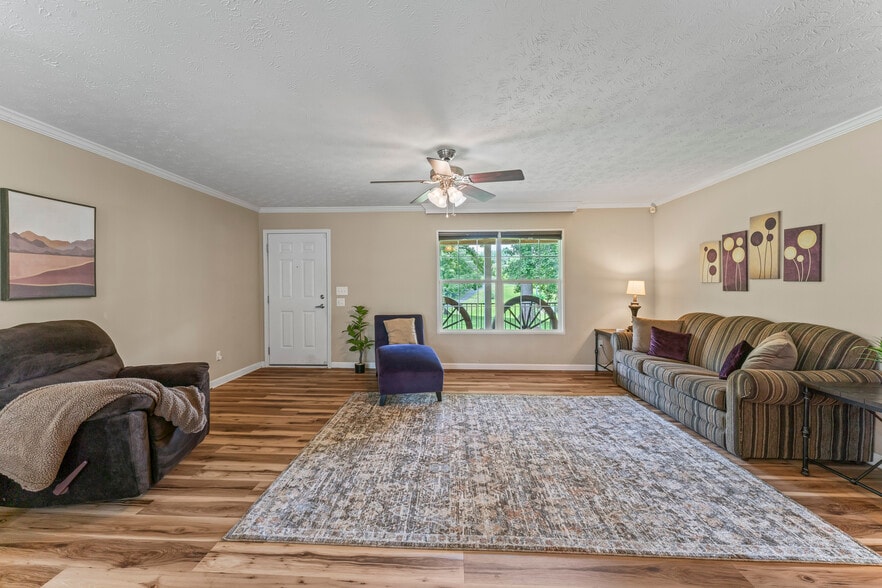 More Photos Of 104 Circle Rd, Newport Manufactured Housing Mobile Home Park For Sale