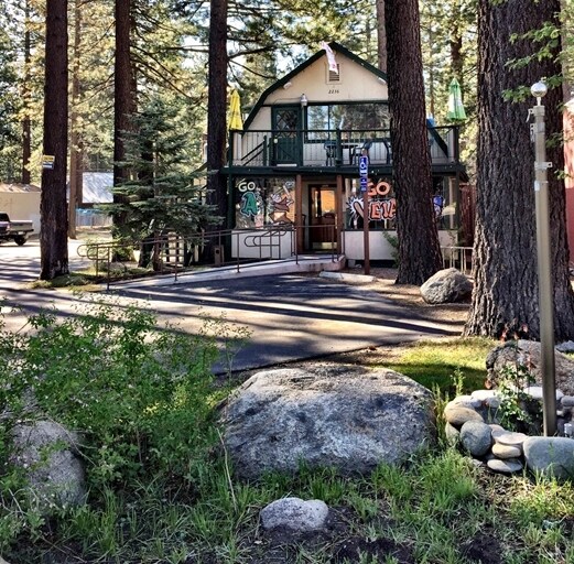 More Photos Of 2236 Lake Tahoe Blvd, South Lake Tahoe Bar For Sale