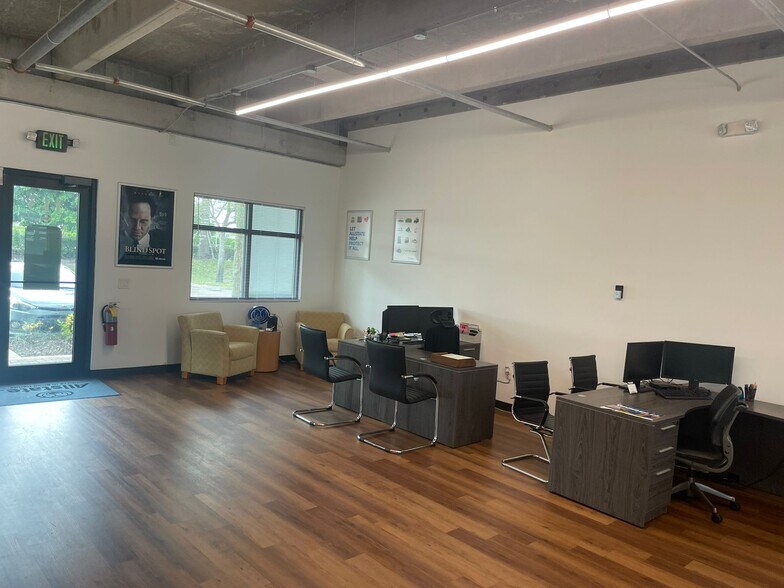 More Photos Of 9100 Belvedere Rd, Royal Palm Beach Loft Creative Space For Sale