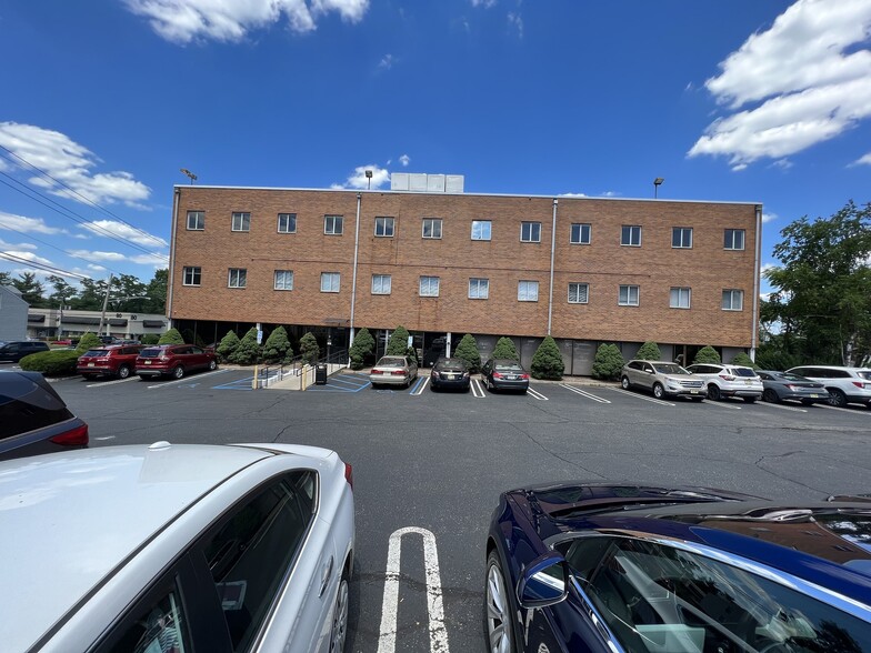 More Photos Of 55 Morris Ave, Springfield Office For Lease