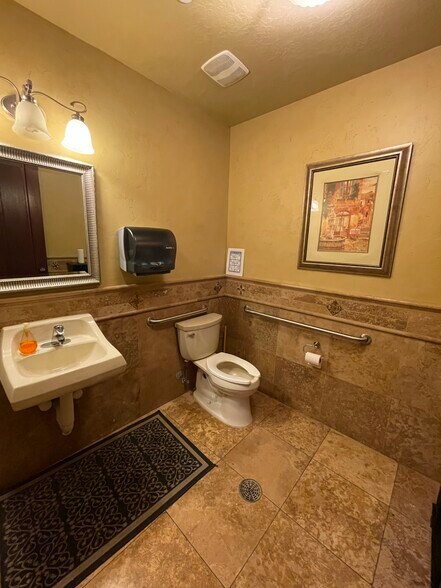 More Photos Of 377 N Marshall Way, Layton Office For Lease