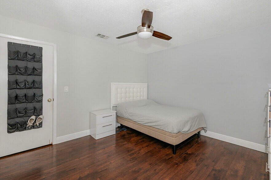 More Photos Of 89 Deer Creek Rd, Deerfield Beach Apartments For Sale