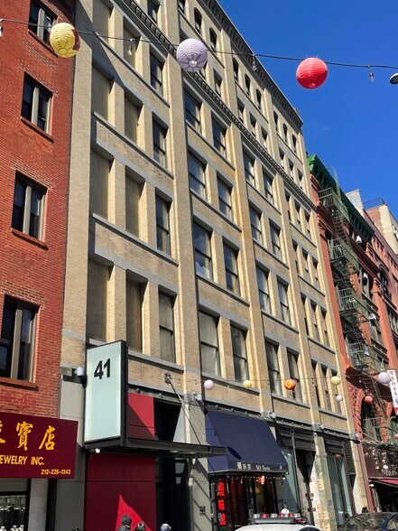 More Photos Of 41 Elizabeth St, New York Loft Creative Space For Sale