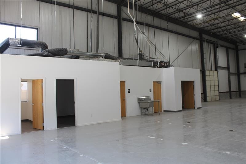 More Photos Of 822-988 S 490 W, Pleasant Grove Unknown For Lease