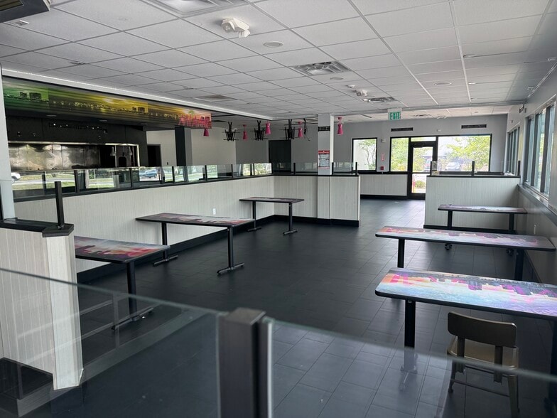 More Photos Of 5320 N Orange Blossom Trl, Orlando Restaurant For Sale