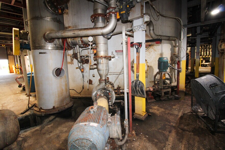 More Photos Of 6059 159th St, Galva Food Processing For Sale