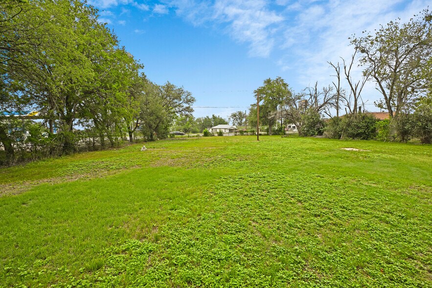 More Photos Of 1426 S State Highway 46, New Braunfels Land For Sale