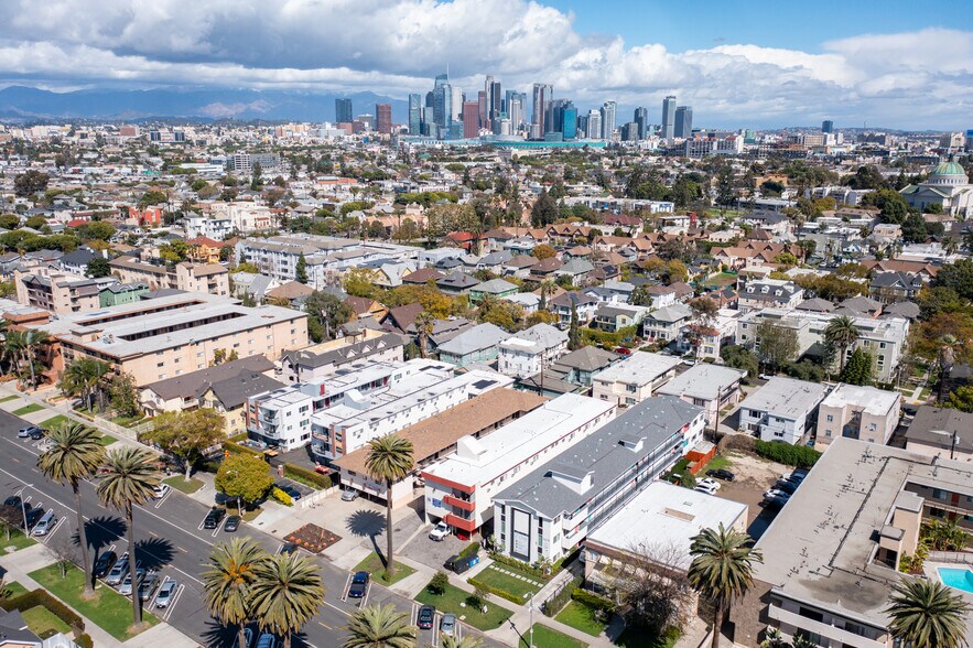 More Photos Of 2670 Ellendale Pl, Los Angeles Dormitory For Sale