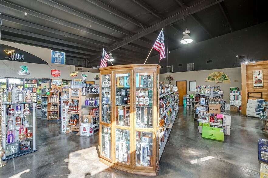More Photos Of 1228 Ranger Hwy, Weatherford Freestanding For Sale