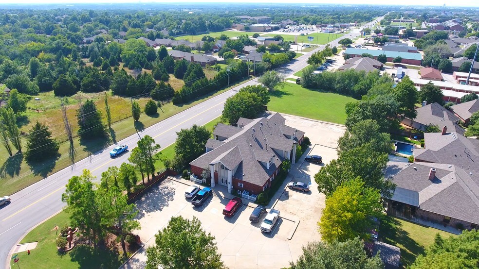 More Photos Of 3317 E Memorial, Edmond Office For Sale