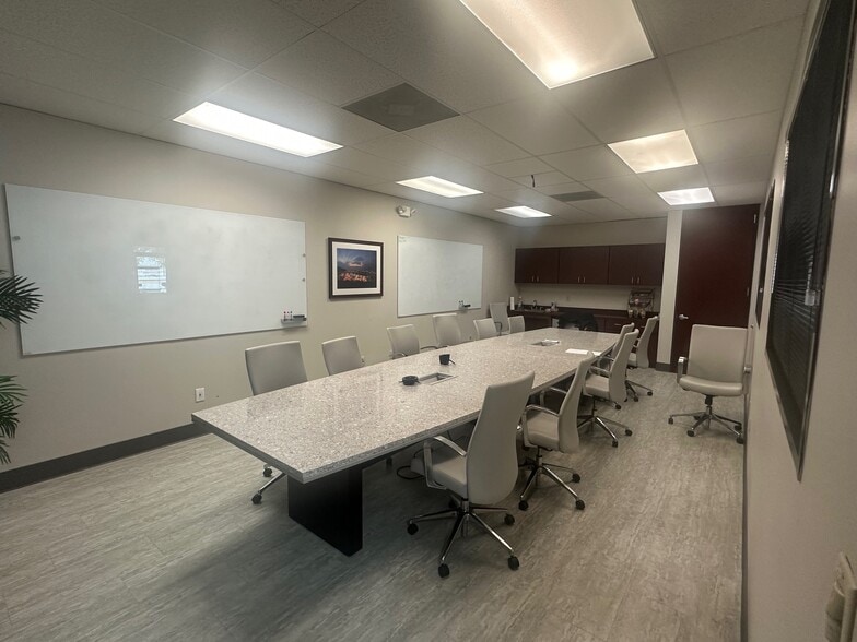 More Photos Of 11801 S Sam Houston Pky W, Houston Warehouse For Sale