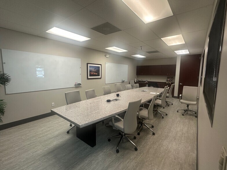 More Photos Of 11801 S Sam Houston Pky W, Houston Warehouse For Sale