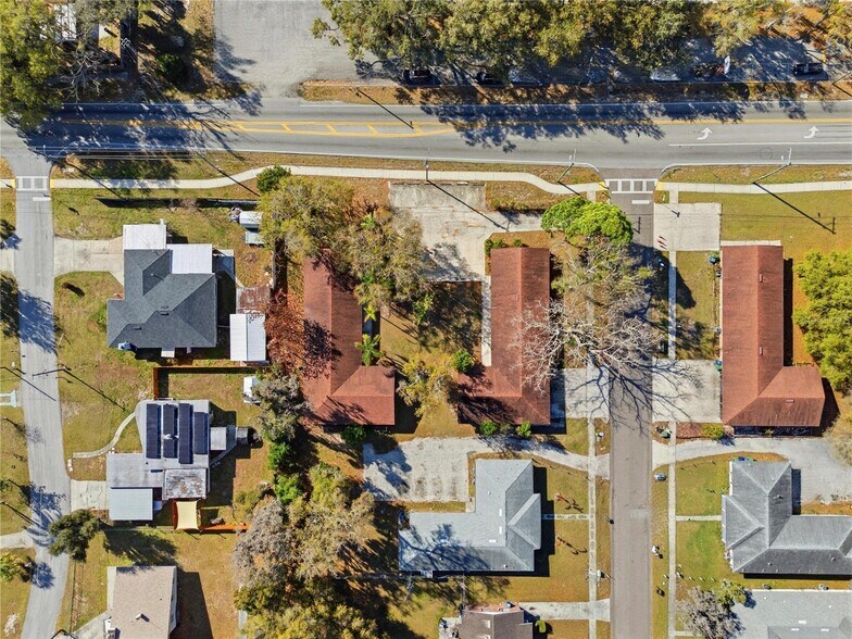 More Photos Of 2300 W Cannon Ter NW, Winter Haven Apartments For Sale