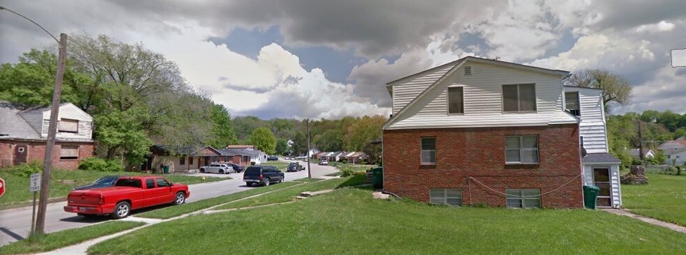 More Photos Of 31 Loisel Dr, East Saint Louis Apartments For Sale