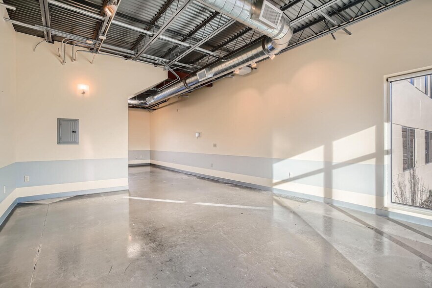 More Photos Of 1211 Avery St, Golden Office For Lease