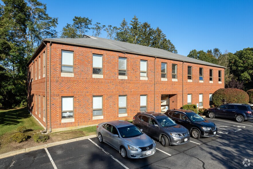 Primary Photo Of 875 Centerville Rd, Warwick Office For Sale