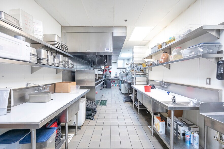 More Photos Of 1000 K St, Sacramento Restaurant For Lease