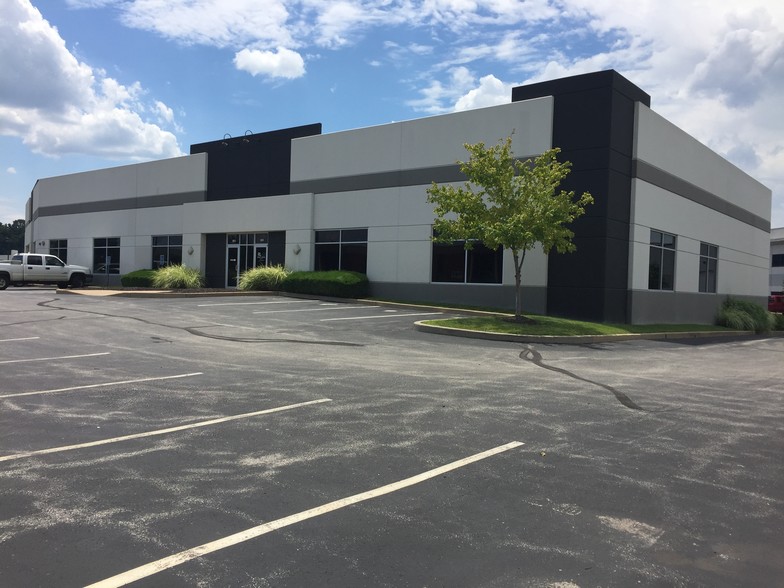 Primary Photo Of 601-611 Trade Center Blvd, Chesterfield Warehouse For Lease