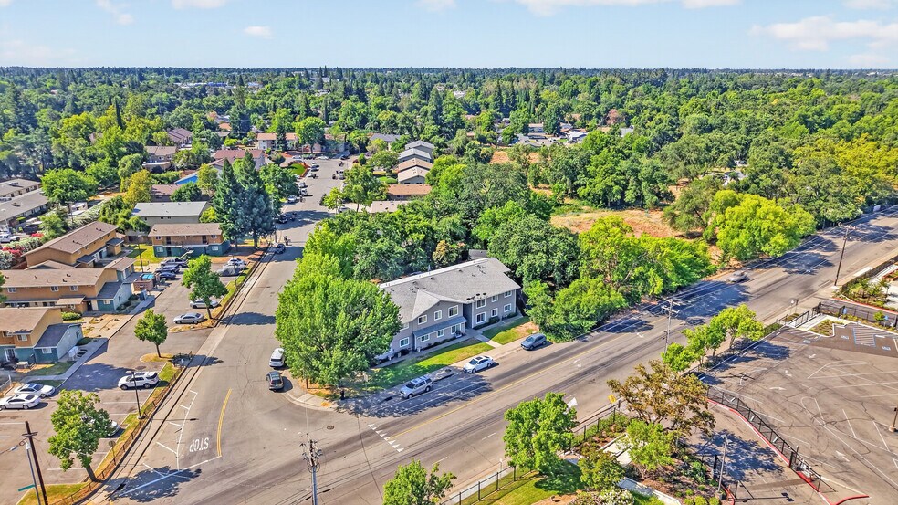 More Photos Of 7856 Old Auburn Rd, Citrus Heights Apartments For Sale
