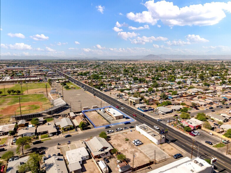 More Photos Of 817 S 4th St, El Centro Office For Sale
