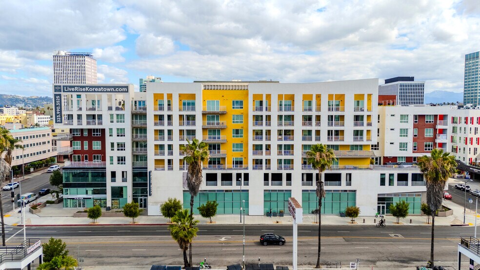 More Photos Of 750 S Oxford Ave, Los Angeles Apartments For Lease