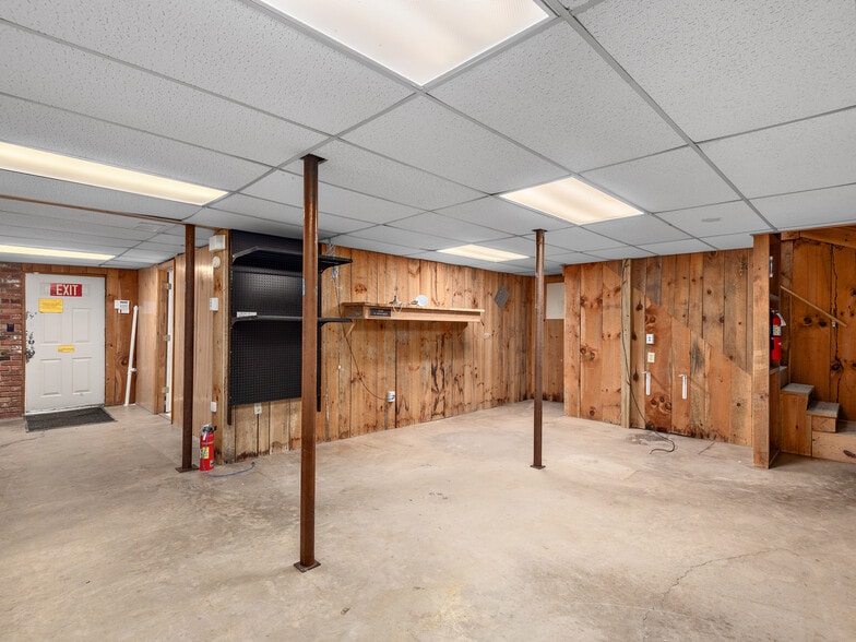 More Photos Of 1001 Greenville Hwy, Hendersonville Medical For Lease