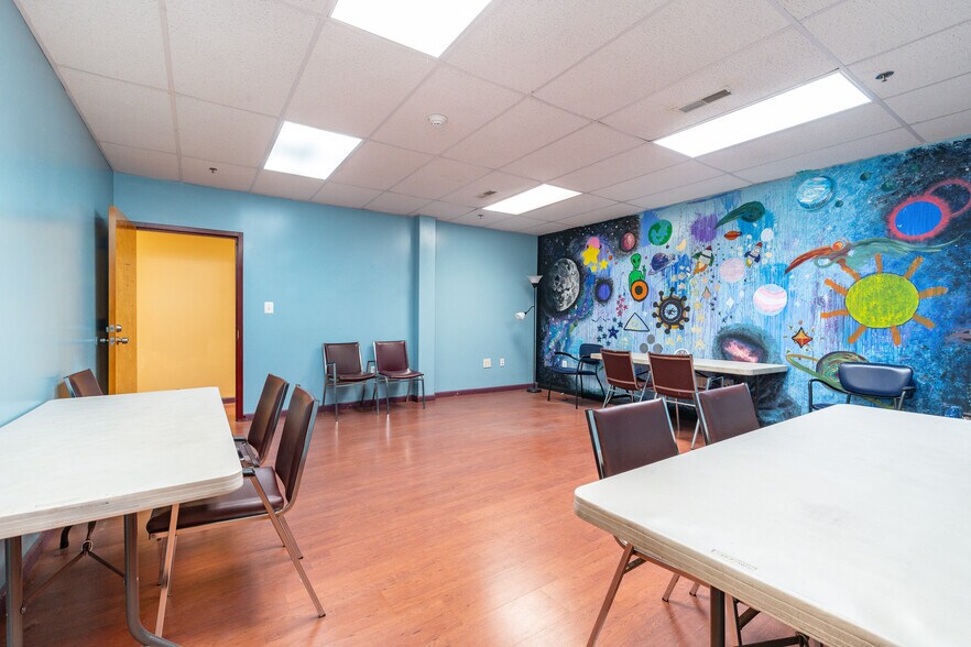 More Photos Of 1939 S Juniper St, Philadelphia Storefront Retail Office For Sale