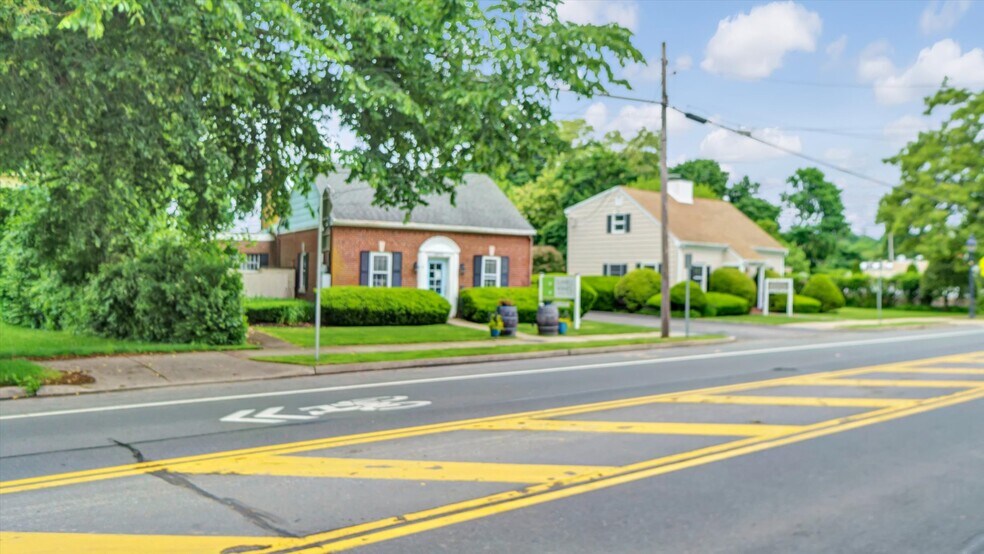 More Photos Of , Cutchogue Office For Sale