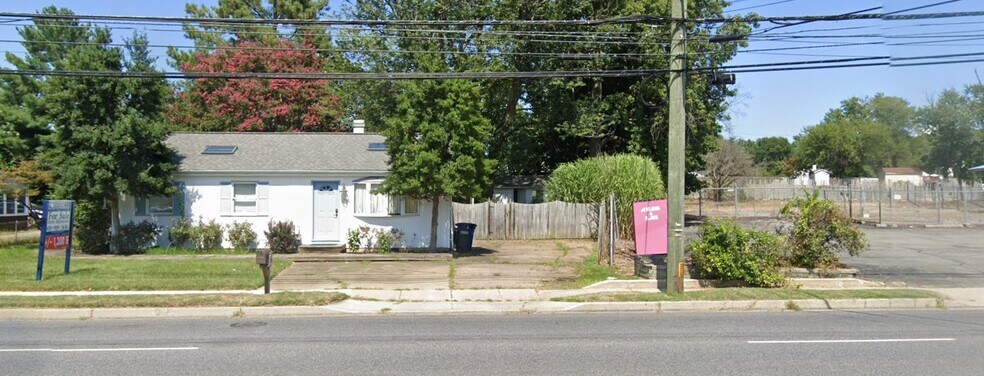 More Photos Of 1316 Forest Dr, Annapolis Freestanding For Sale