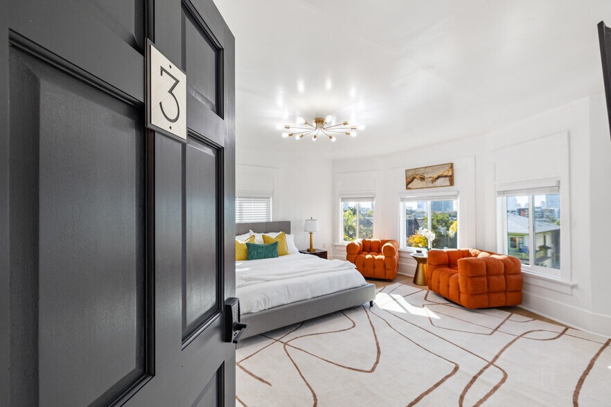 More Photos Of 1055 21st Street, San Diego Apartments For Sale