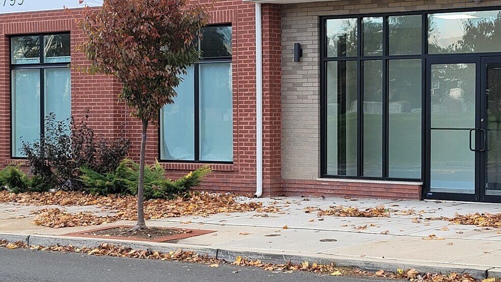 More Photos Of 1664 Stuyvesant Ave, Union Township Apartments For Lease