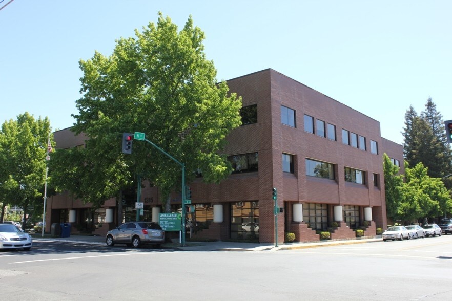 More Photos Of 1315 Alhambra Blvd, Sacramento Medical For Lease