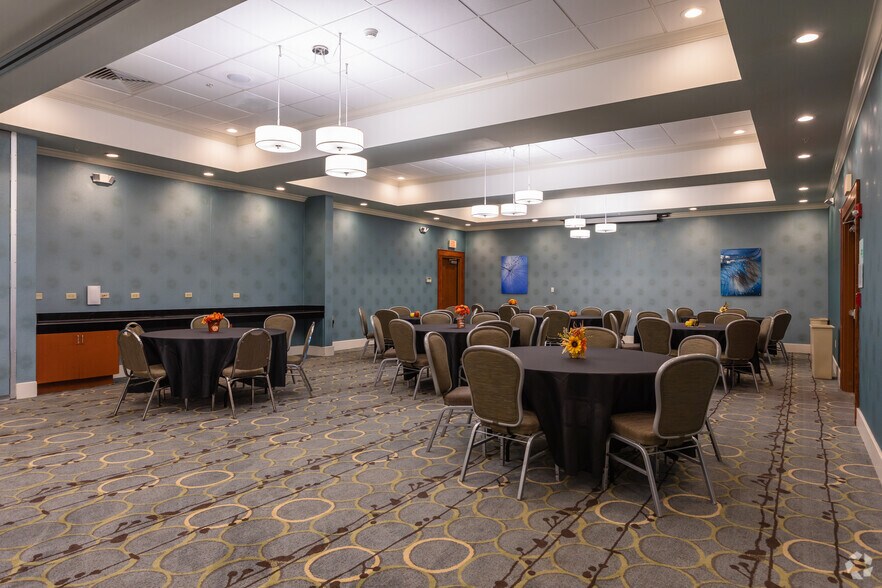 More Photos Of 139 Bradford Blvd, Santee Hotel For Sale