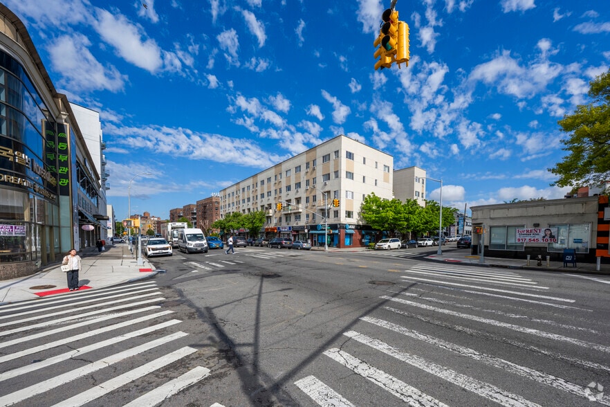 More Photos Of 150-15 Northern Blvd, Flushing Apartments For Sale