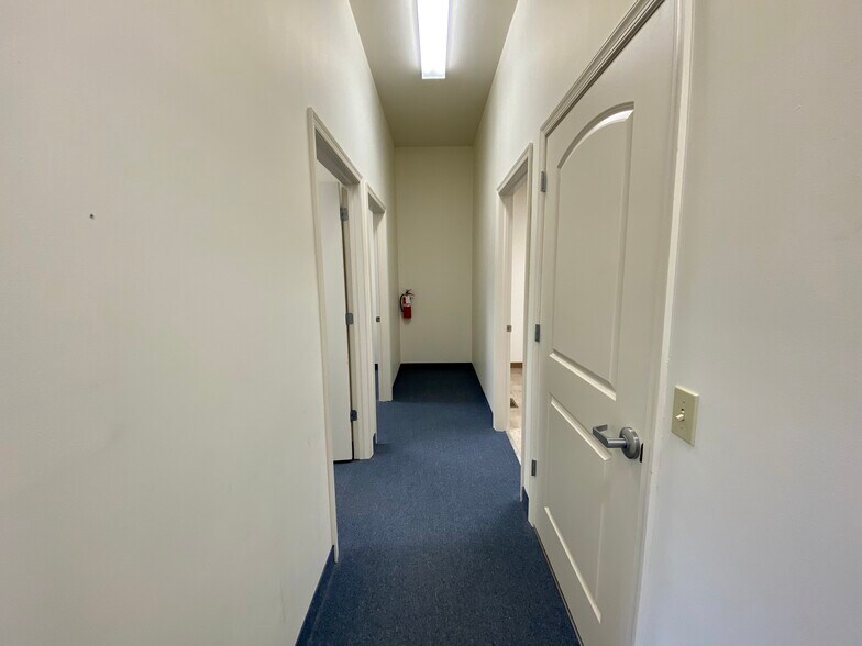 More Photos Of 292-296 W Ridge Pike, Royersford Office For Lease