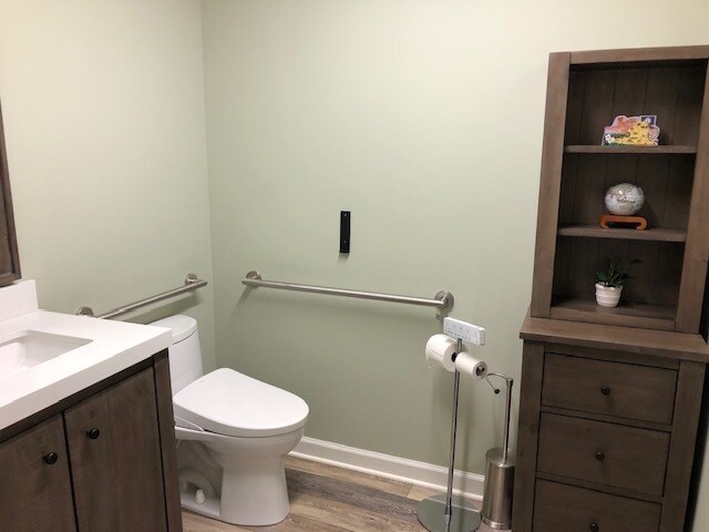 More Photos Of 45681 Oakbrook Ct, Sterling Flex For Sale