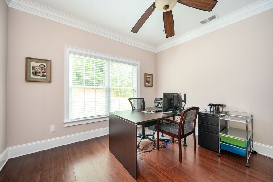 More Photos Of 5102 Covington Hwy, Decatur Medical For Sale