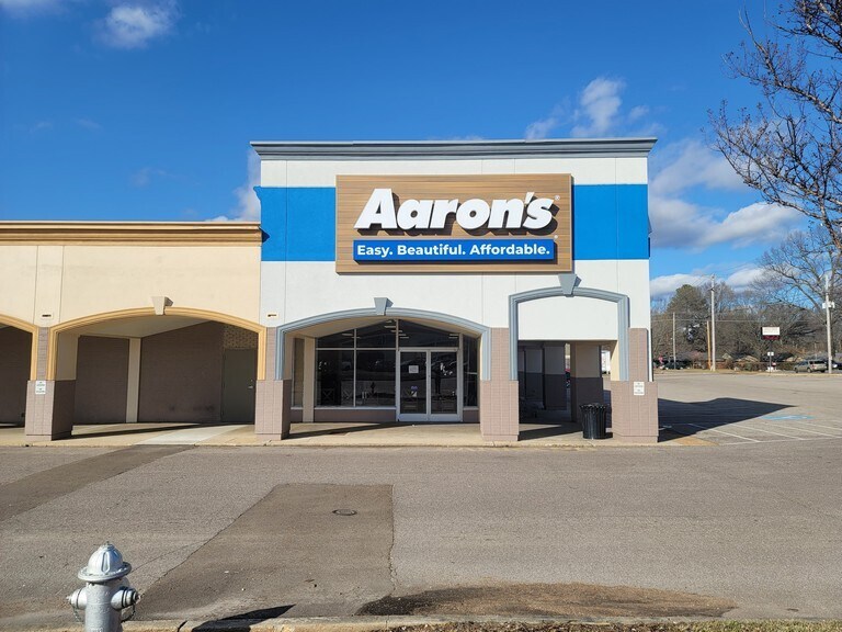 More Photos Of 4264-4320 Summer Ave, Memphis Unknown For Lease