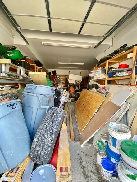 More Photos Of 8329 Delaware Ave, Upper Darby Service For Sale