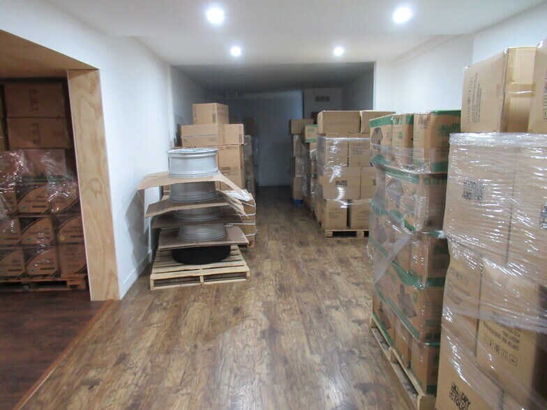 More Photos Of 1820 E Rosecrans Ave, Compton Storefront For Sale