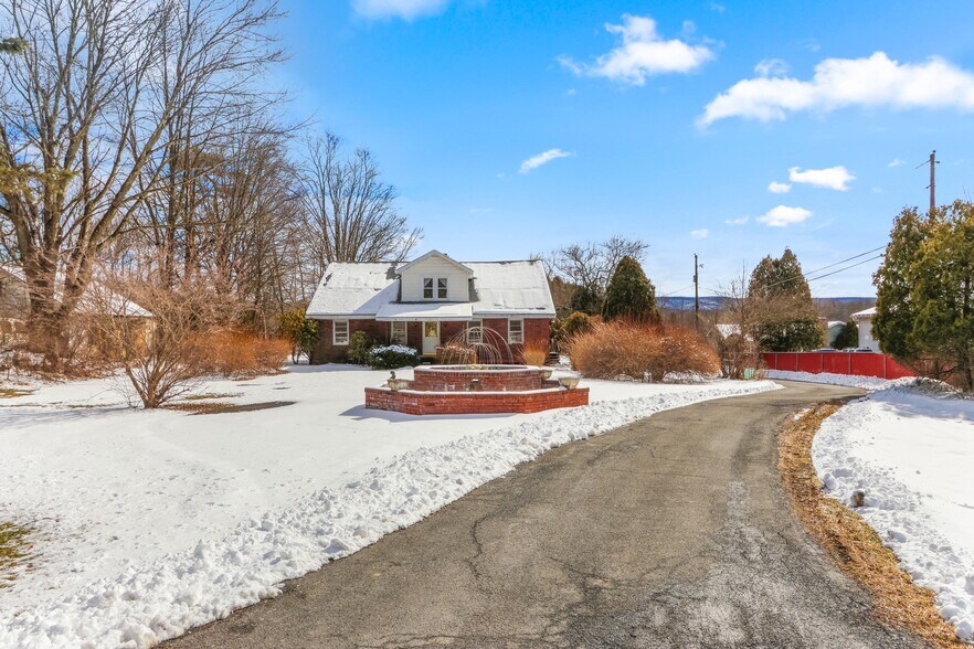 More Photos Of 2115 W Main St, Stroudsburg Multifamily For Sale