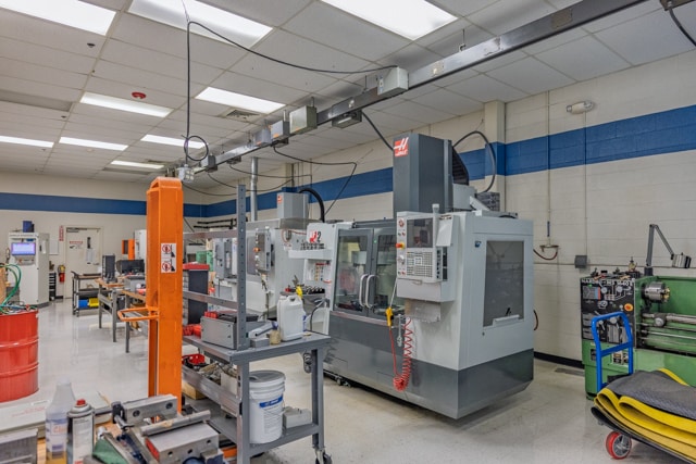 More Photos Of 230 Sardis Rd, Asheville Distribution For Sale