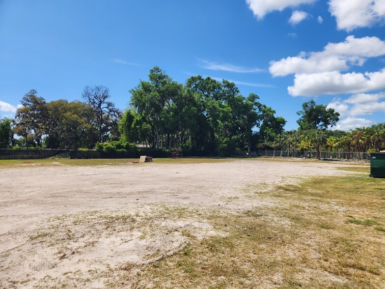 More Photos Of 115, 171, & 181 McKinna Pl, Brunswick Self Storage For Lease