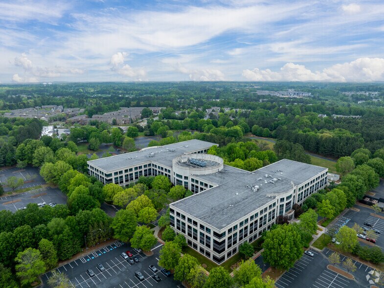 Primary Photo Of 13560 Morris Rd, Alpharetta Office For Lease