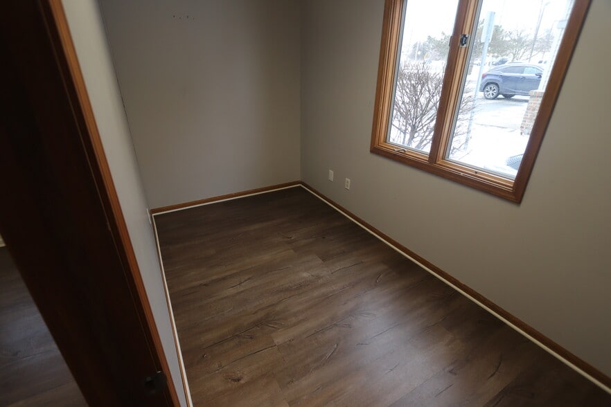 More Photos Of 3471 E Grand River Ave, Howell Office For Lease