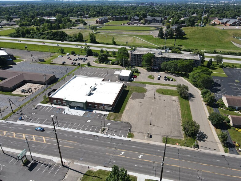 More Photos Of 630 30th St NW, Canton Land For Lease