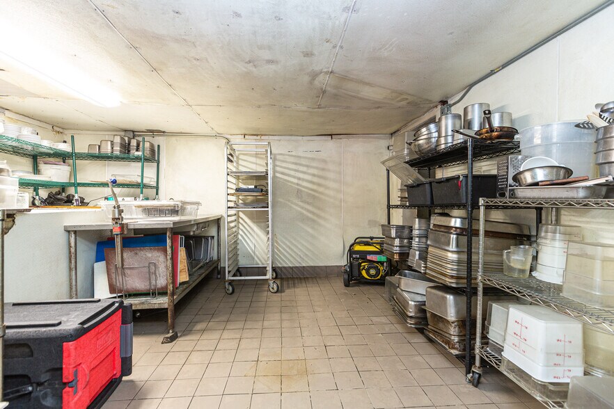 More Photos Of 26955 State Route 1, Tomales Storefront Retail Residential For Sale