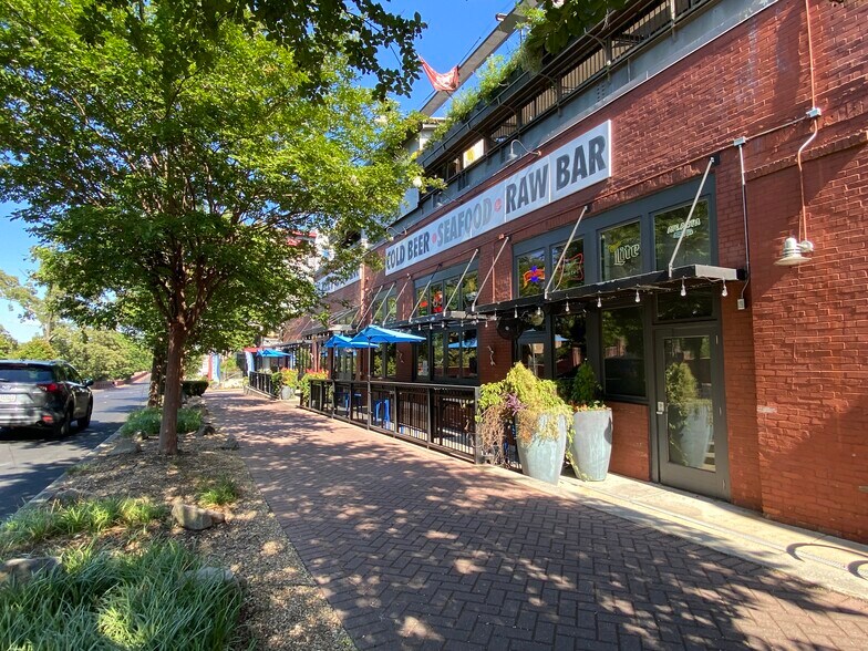 More Photos Of 437 Memorial Dr, Atlanta Unknown For Lease