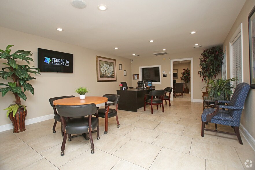 More Photos Of 801 S Allen Genoa Rd, South Houston Apartments For Sale